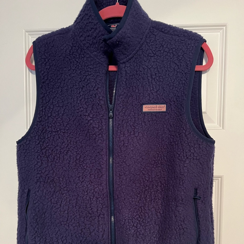 Vineyard Vines Men’s Fleece Blue Vest. Brand new, men’s size small.